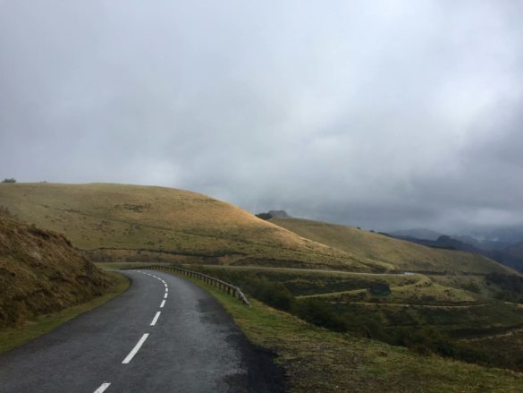 Das einsame Baskenland - Pyrenäen Durchquerung Rennrad